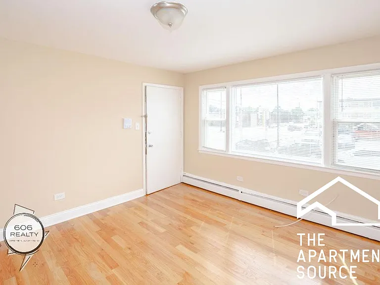 3443 S Central Ave #5 — Photo 7