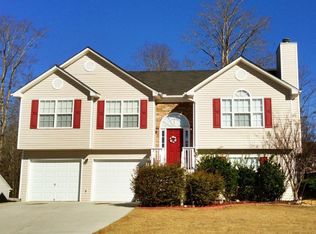 902 Kendall Park Dr, Winder, GA 30680