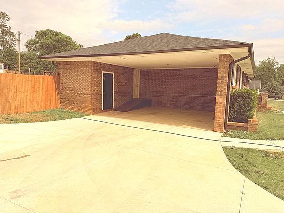 4th image of 404 McClain Rd