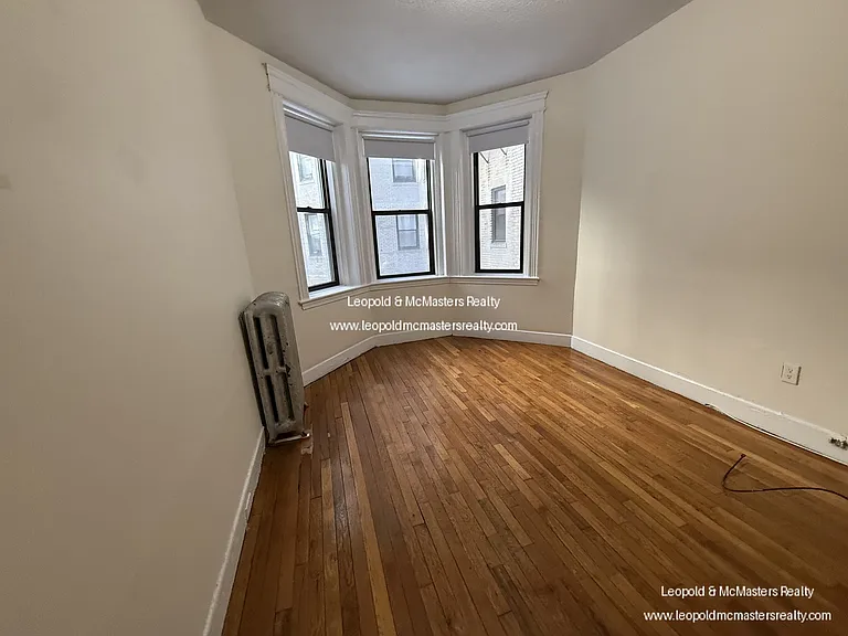 1124 Commonwealth Ave — Photo 16