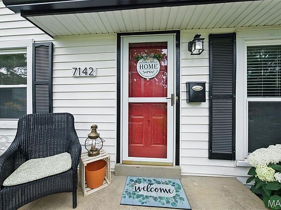 2nd image of 7142 Circleview Dr