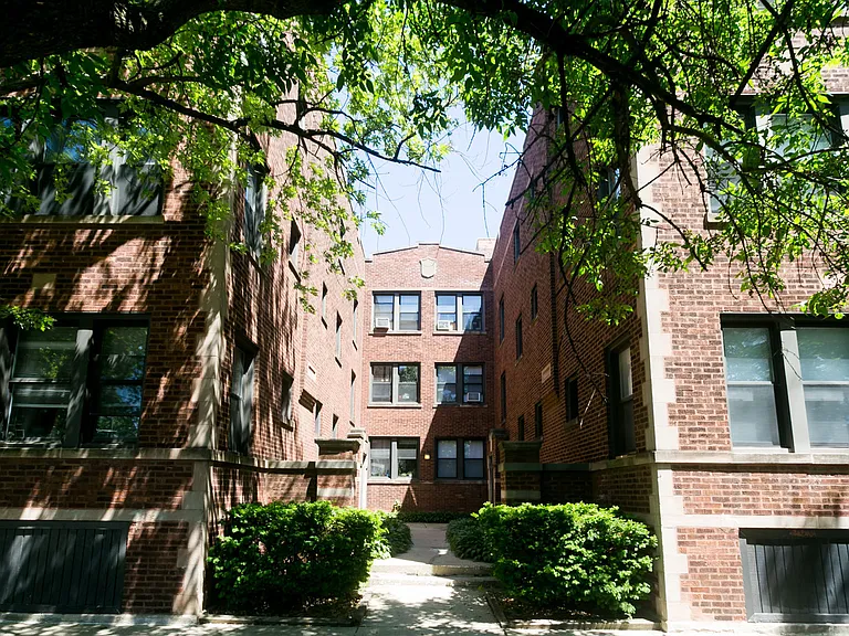4506 N Central Park Ave — Photo 2
