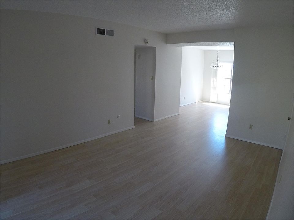 1st image of 1509 Montana Ave APT 17