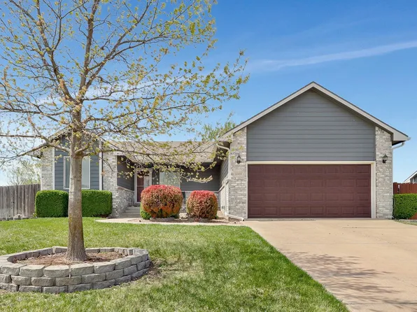 12033 W Grant Ct, Wichita, KS 67235