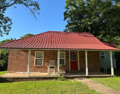 933 Serviceberry Rd, Mountainburg, AR, 72946