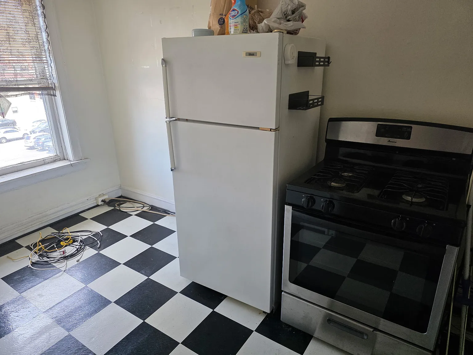 1 bed, 750 sqft, $1,295 — Photo 3