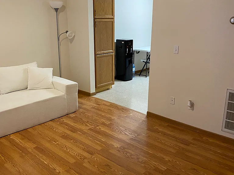 965 Northwestern Ave #5 — Photo 3