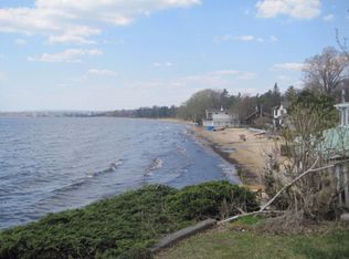 25 Firehouse Ln, Plattsburgh, NY 12901