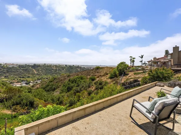 2122 March Pl, San Diego, CA 92110