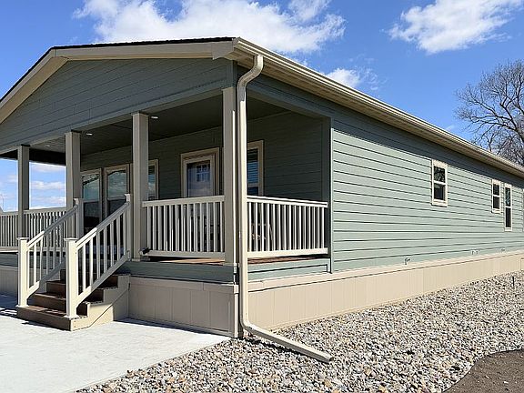 3rd image of 7368 NE Berwick Dr #1