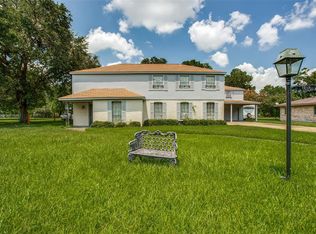 1012 Western Ave, Angleton, TX 77515