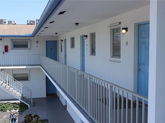 2nd image of 410 W Palm Street #B-22