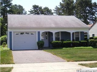 20 Flintshire Ter, Manchester, NJ 08759