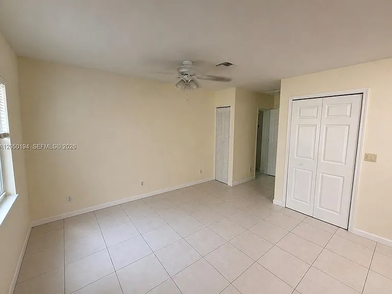 2227 Monroe St #6 — Photo 4