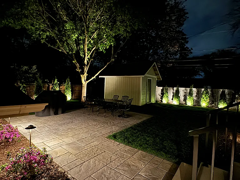 878 Village Quarter Rd — Photo 2