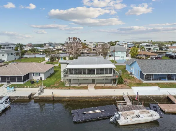 3358 Minnow Creek Dr, Hernando Beach, FL 34607