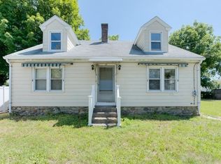 39 Commonwealth Ave, Worcester, MA 01604