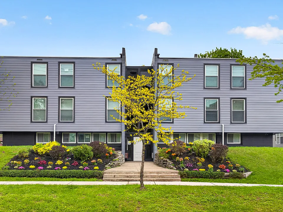 910 Teall Ave #4