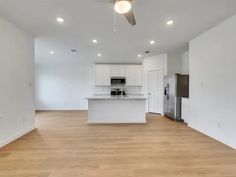 9011 Serene Haven Ln — Photo 5