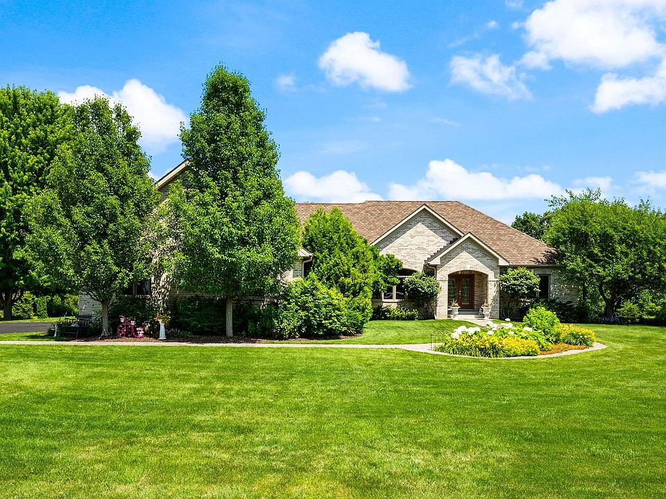 1st image of 40701 N Gridley Dr