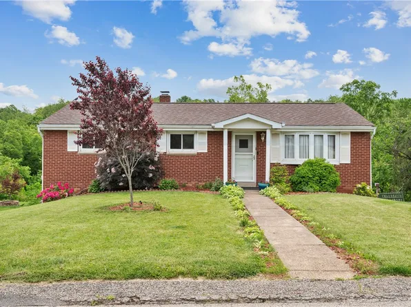 34 Eichelberger Dr, Coraopolis, PA 15108