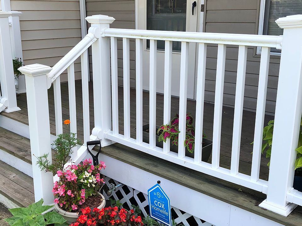 Front Garden/Porch