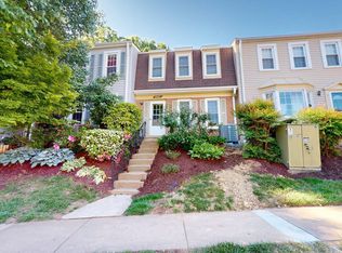6455 Fenestra Ct, Burke, VA 22015