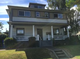 4118 S K St, Tacoma, WA