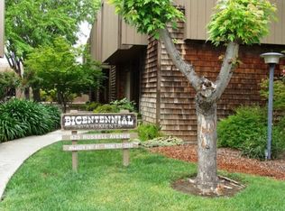 825 Russell Ave #17, Santa Rosa, CA 95403