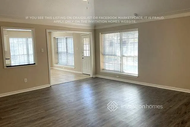 2113 Pleasant Valley Dr League City, TX 77573 — Photo 3