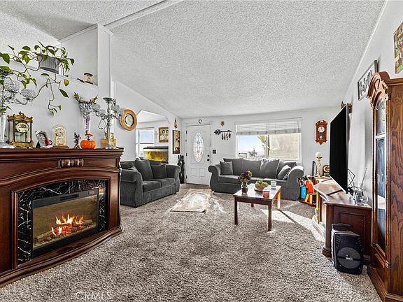 3rd image of 33945 Red Mountain Rd
