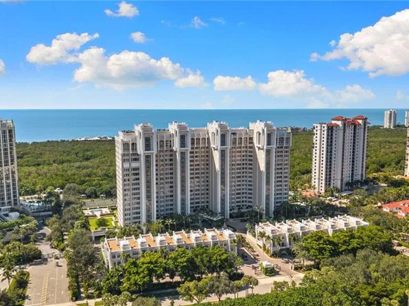 7117 Pelican Bay BLVD #1201, NAPLES, FL 34108