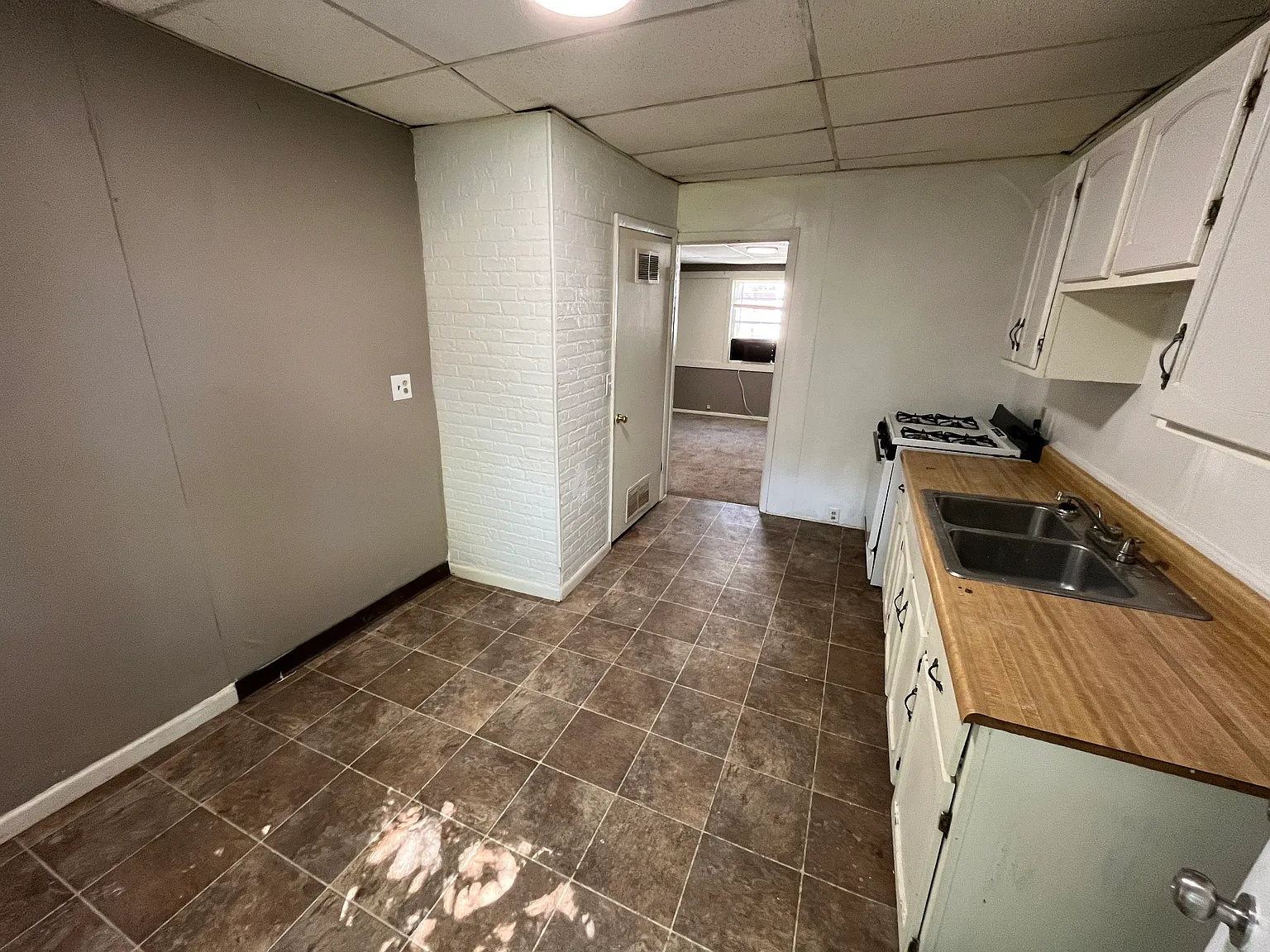 2 bed, $675 — Photo 4