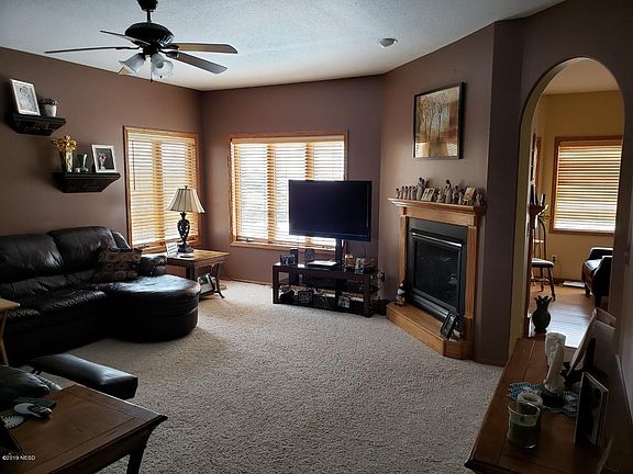 5th image of 2301 Grant Dr NW