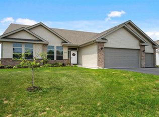 9898 Lismore Rd, Roscoe, IL 61073