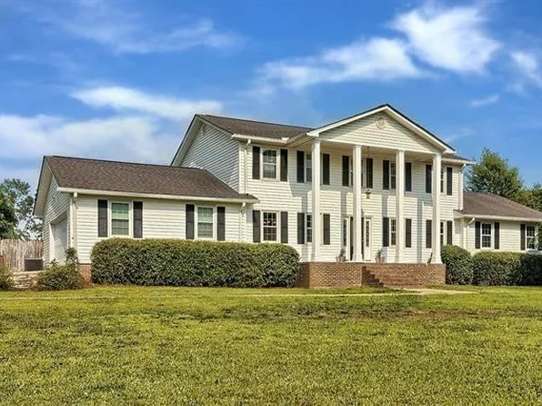 406 Saddlebrook Ln, Hopkins, SC 29061
