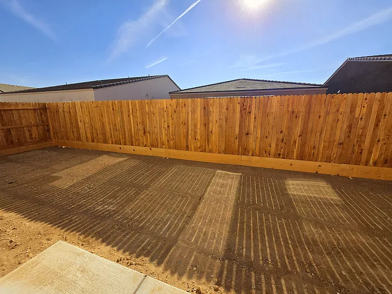 Pioneer Dr W — Photo 47