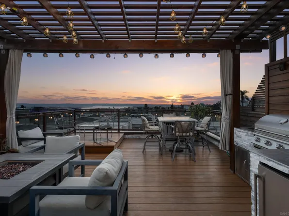 2222 6th Ave, San Diego, CA 92101