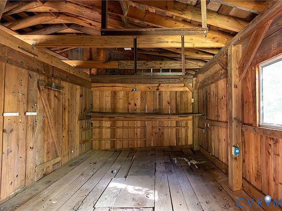 9th image of this home