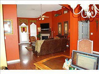 4th image of 6089 Stafford Dr