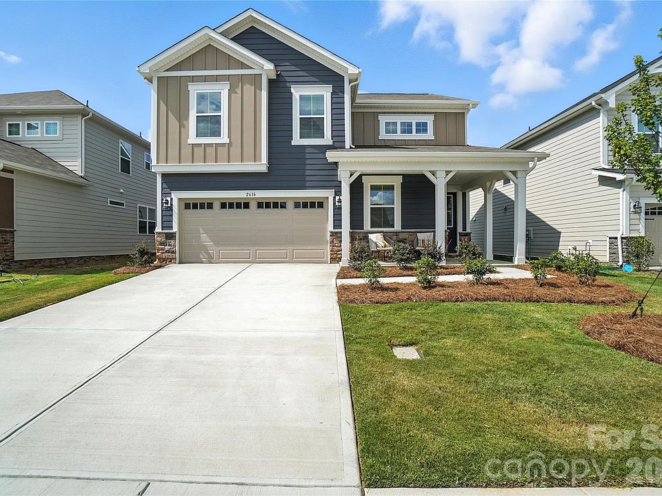 1st image of 2726 Westmont Dr