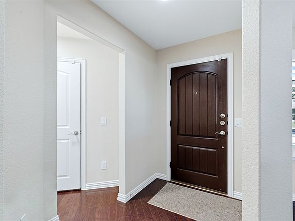 4th image of 1898 Beachside Dr
