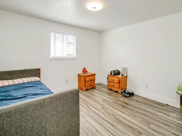 2011 Willow St #5, Caldwell, ID 83605