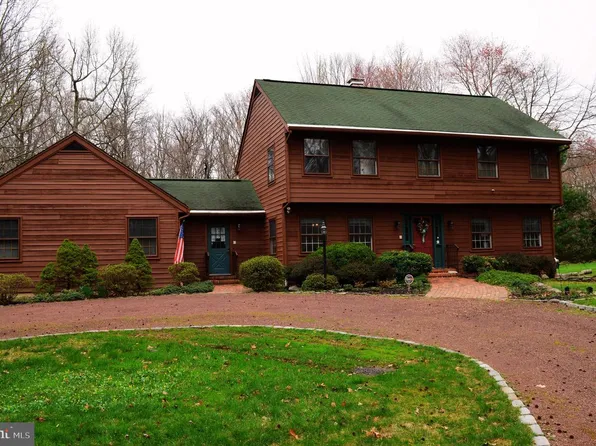 50 Orourke Dr, Robbinsville, NJ 08691