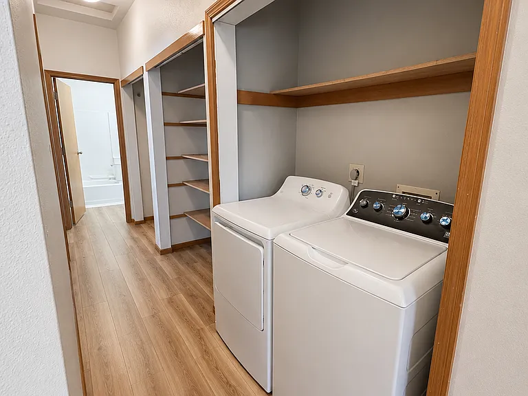 2315 N Lombard St #2 — Photo 3