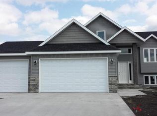 407 12th St NE, Dilworth, MN 56529