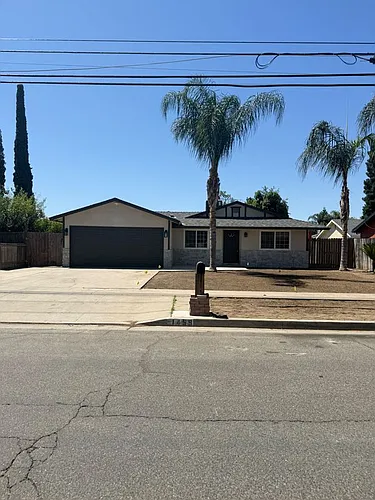 1459 E Kern Ave Photo 1