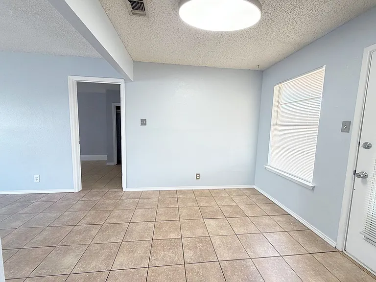 2 Star Cir — Photo 11