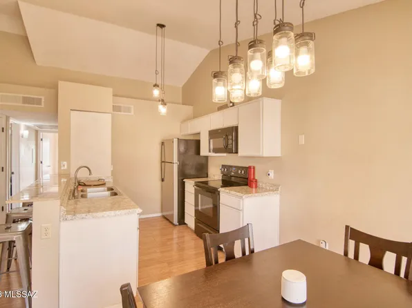 5614 S Wood Crest Dr, Tucson, AZ 85746