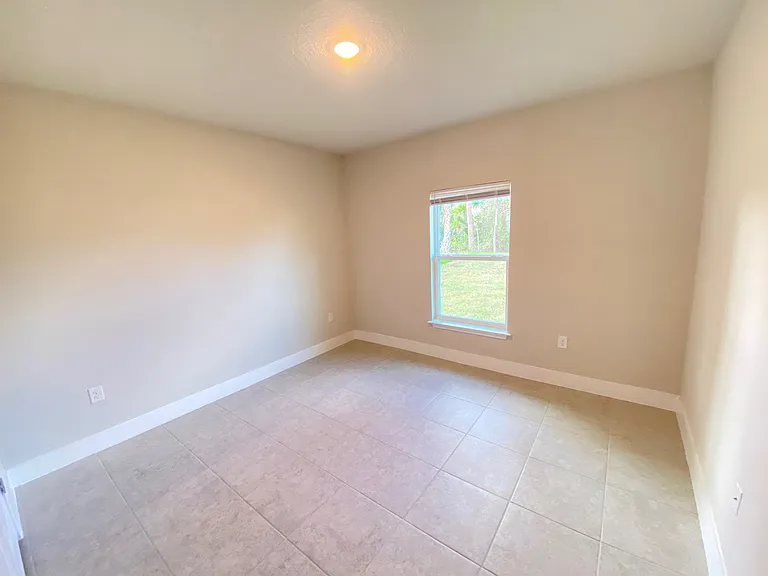 70 Forrester Pl — Photo 20